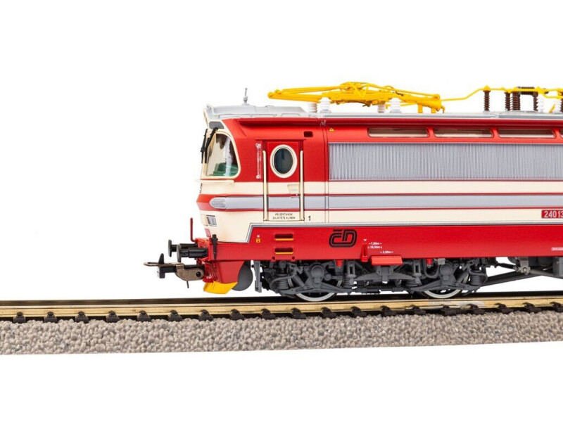  Piko Elektrická lokomotiva BR 240 Laminátka ČD V - 51396